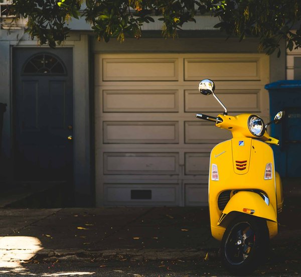 Comment installer un système d'alarme antivol sur un scooter électrique?